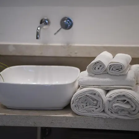 Bivona ベッド・アンド・ブレックファスト 3*